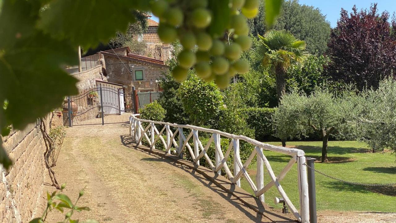 Casetta Santa Fortunata Guest House Sutri Exterior photo