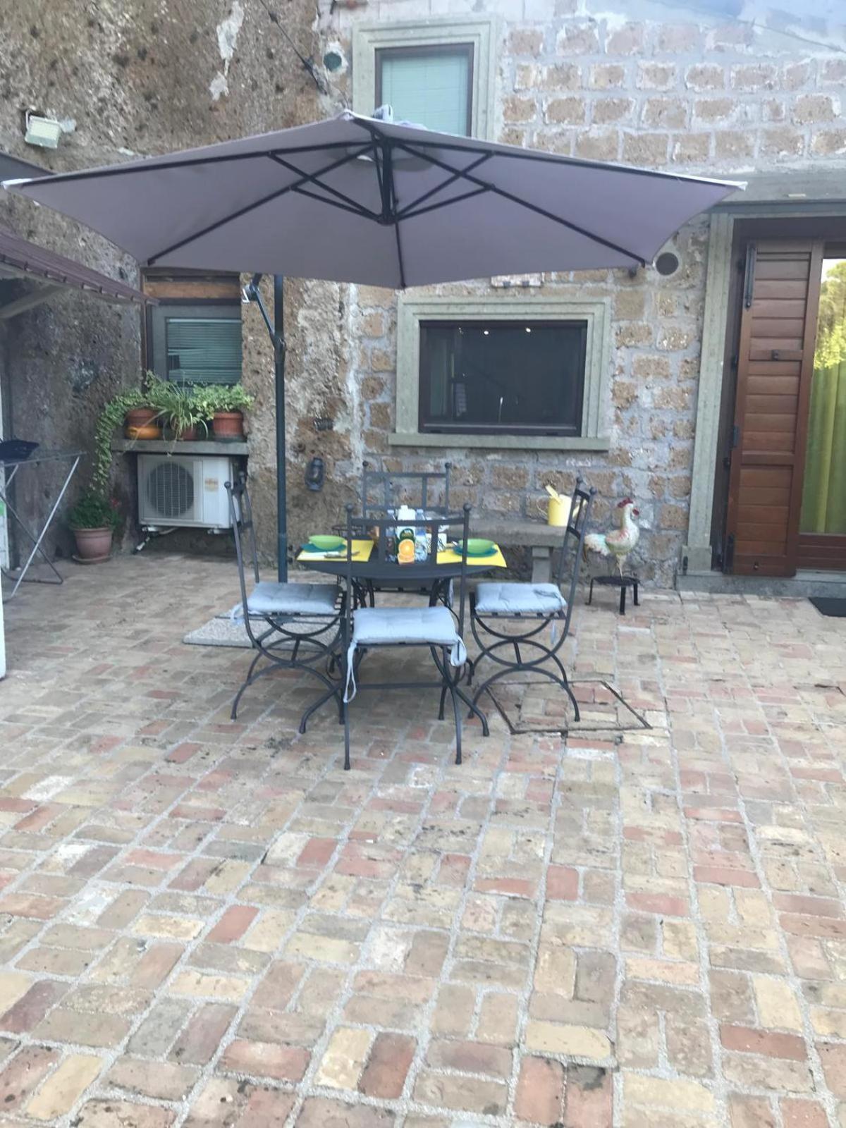 Casetta Santa Fortunata Guest House Sutri Exterior photo